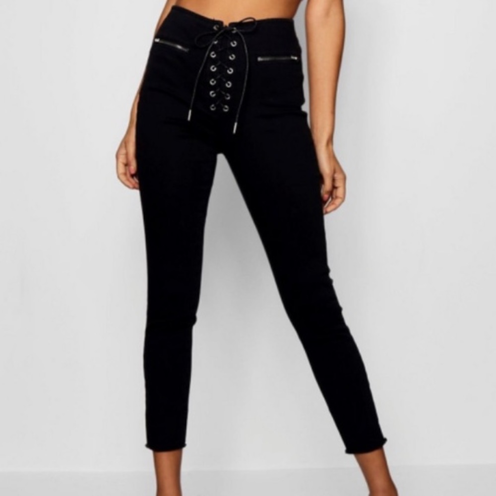 **5/$30 SALE** Boohoo Lace Up Black Jeans, US 6